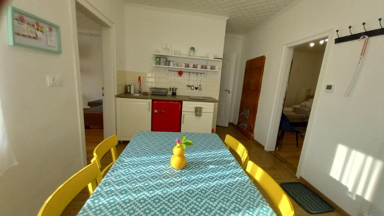 Kucko Apartman Badacsonytördemic Esterno foto